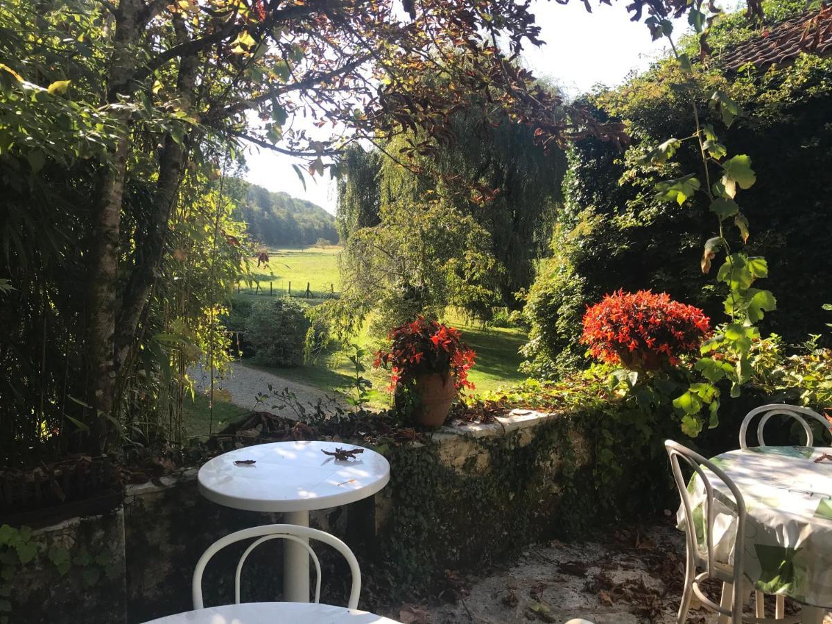 Bed & Breakfast Le Moulin Neuf Saint-Alvere Ngoại thất bức ảnh