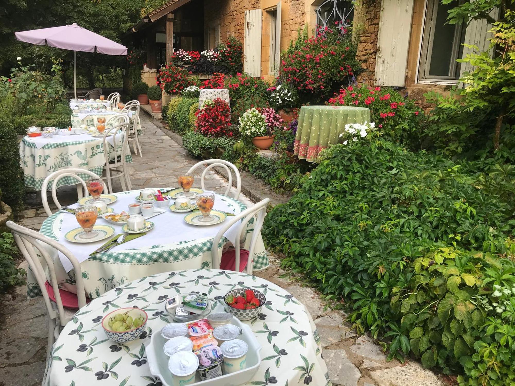 Bed & Breakfast Le Moulin Neuf Saint-Alvere Ngoại thất bức ảnh