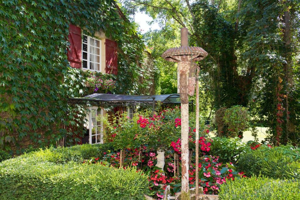 Bed & Breakfast Le Moulin Neuf Saint-Alvere Ngoại thất bức ảnh